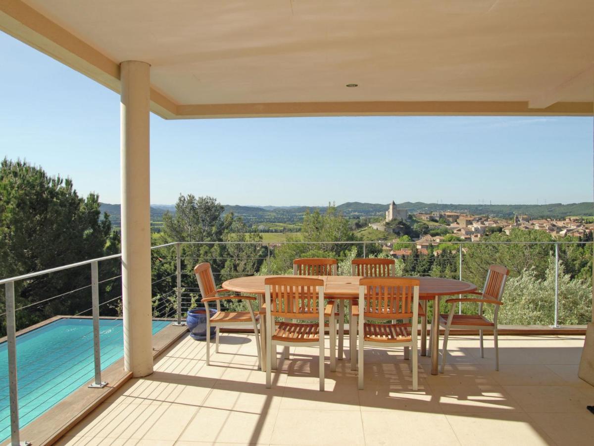 Upbeat Villa In Rochefort-Du-Gard With Private Pool Bilik gambar